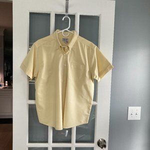 Cabin Creek Wrinkle Free Short Sleeve